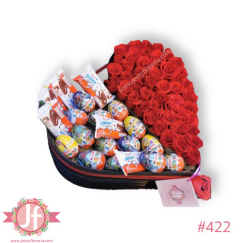 Corazón 50 rosas y 20 chocolates Kínder