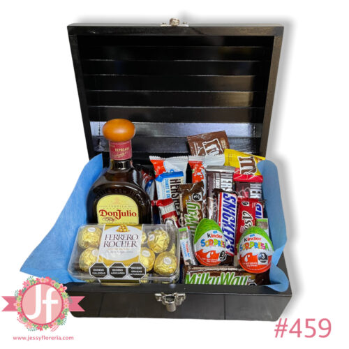 Cofre Don julio reposado, Ferrero y chocolates surtidos