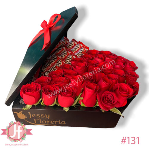 Corazón 25 rosas y 15 CarlosV