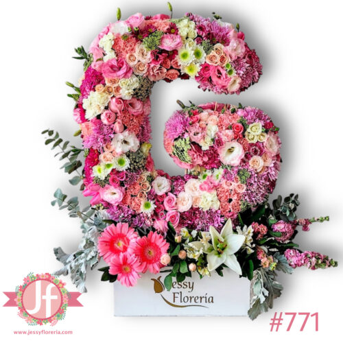 Escultura Letra G Vintage