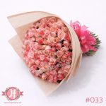 Ramo de 100 rosas rosas frescas con envoltura elegante para regalar en ocasiones especiales.