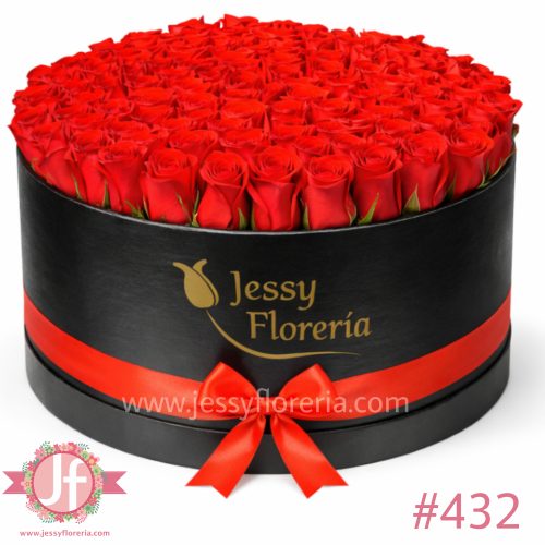 Imagen de caja negra circular con 80 rosas rojas frescas, arreglo floral elegante perfecto para aniversarios, cumpleaños y ocasiones especiales con envío a domicilio en Guadalajara.