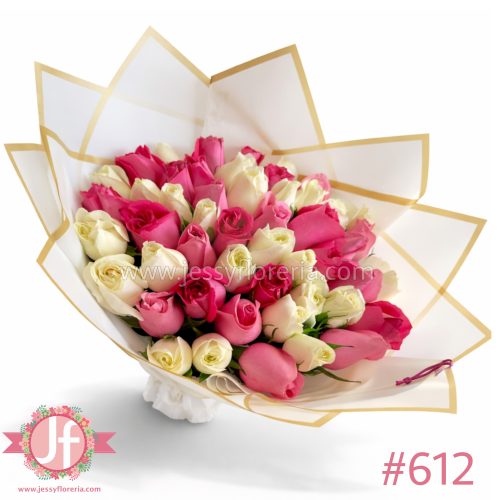bouquet de 50 rosas blancas y rosadas arreglo floral en Guadalajara