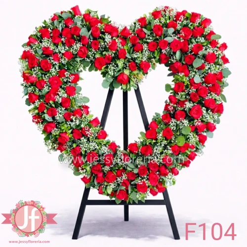 corazon funerario 200 rosas rojas en tripie Guadalajara