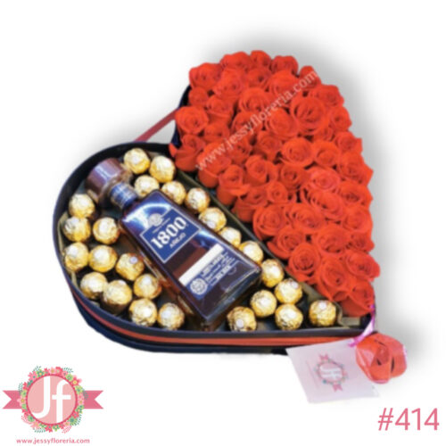 Corazón 50 rosas, 1800 añejo y Ferreros