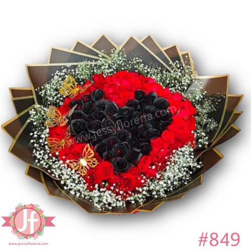Ramo 100 rosas rojas con corazón negro y gypsophilia