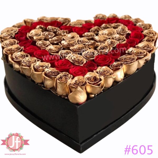 605 Caja negra con rosas doradas y corazón rojo