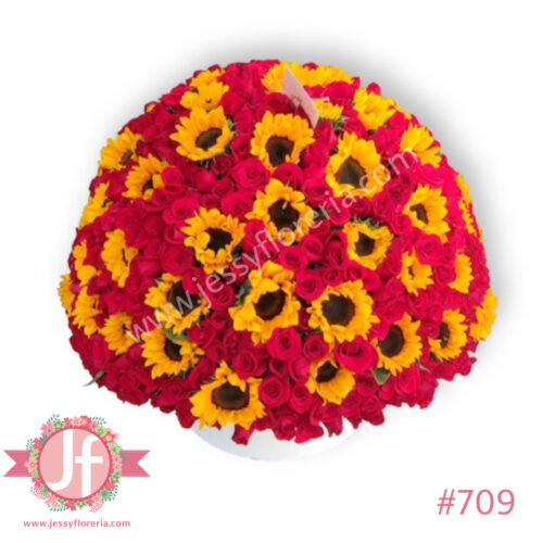 Caja con 200 rosas y 45 girasoles