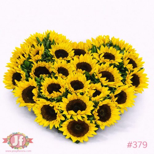 Caja de corazón con girasoles