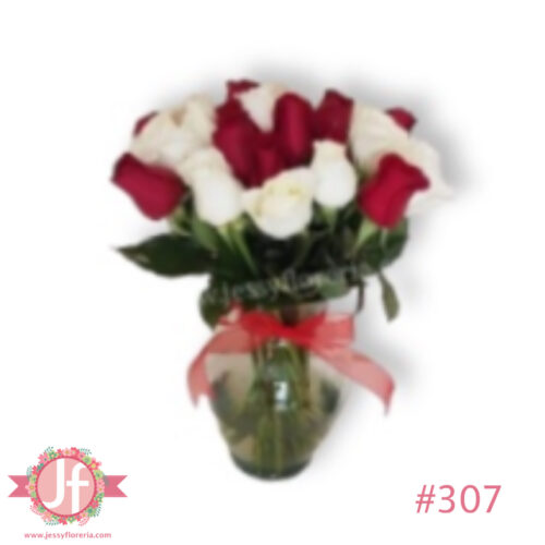 Florero con 24 rosas rojas y blancas