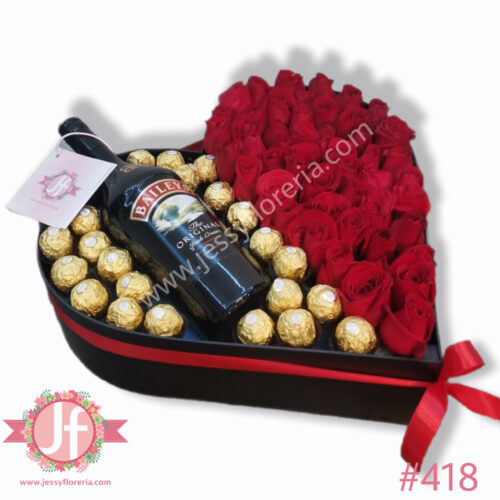 Corazón 50 rosas, Baileys y Ferreros