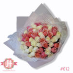 612-bouquet-50-rosas-blancas-y-rosadas
