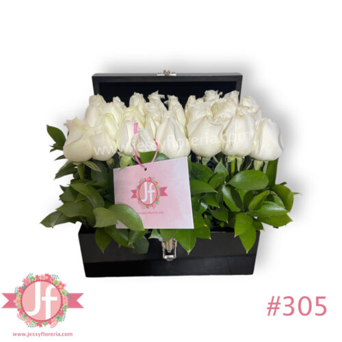 Cofre negro 40 rosas blancas