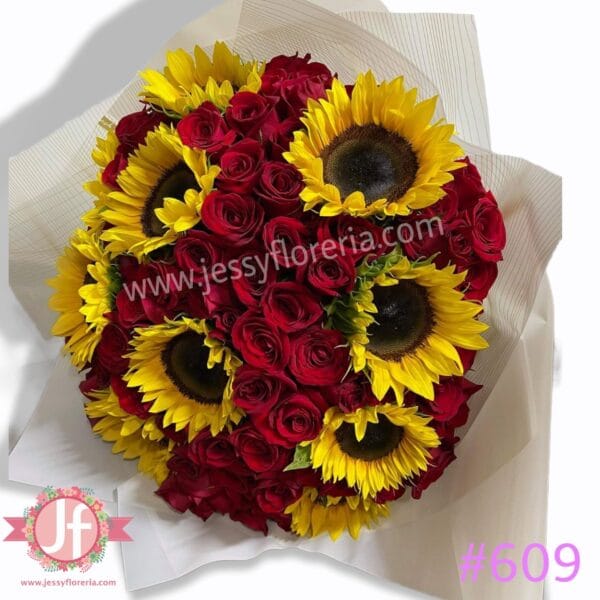 609 Ramo de 100 rosas y 10 girasoles