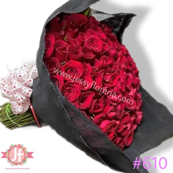 610 Ramo de 200 rosas rojas con yute negro