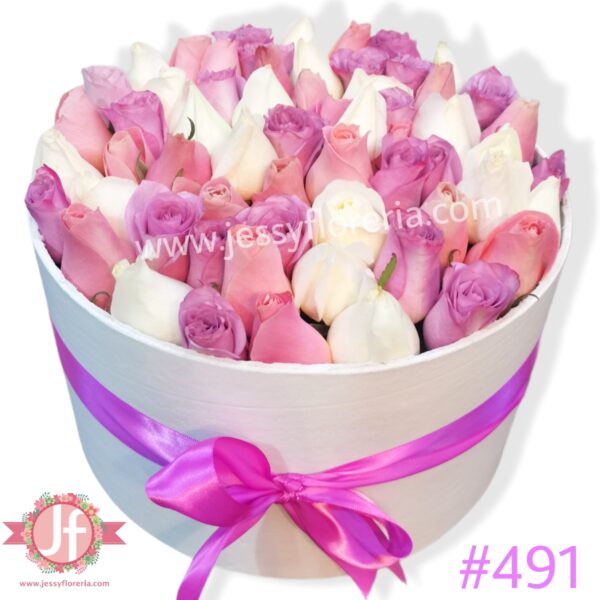 491 Caja con 40 rosas rositas
