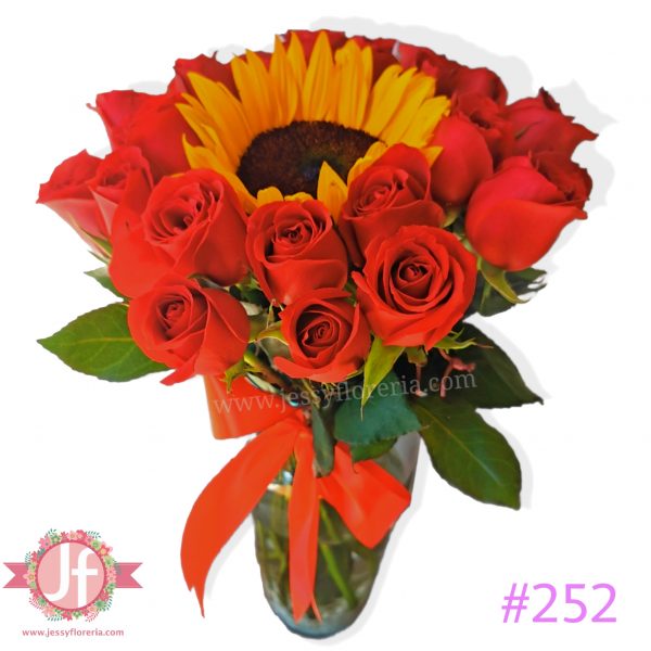 252 Florero 24 rosas rojas y girasol
