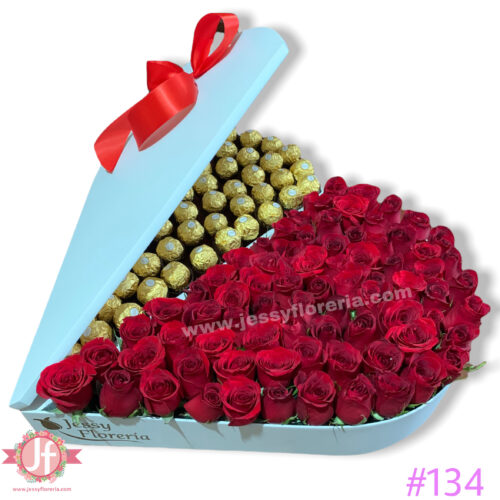 Corazón 80 rosas y 50 ferreros