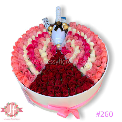 Caja 200 rosas Moet y chocolates