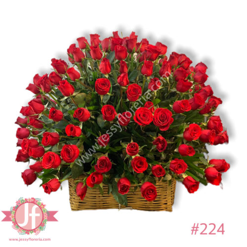 Canasta de 200 rosas