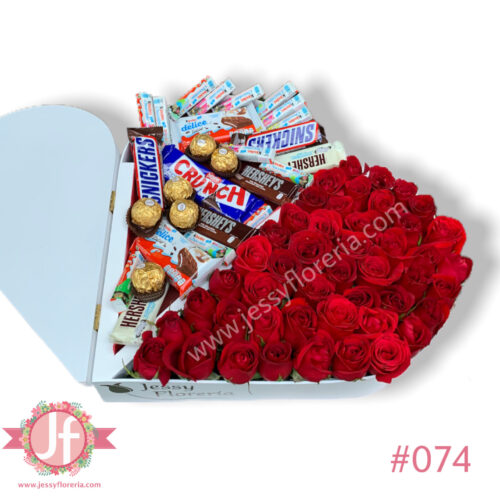 Corazón de 50 rosas y chocolates - Image 2