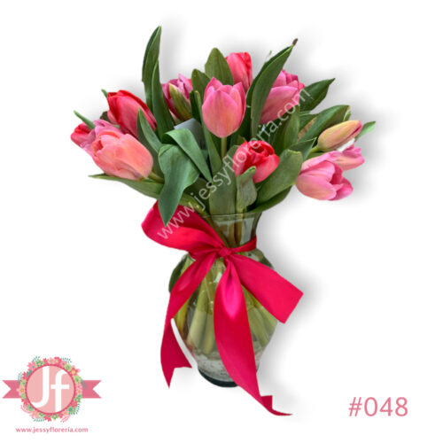 Florero con 20 Tulipanes - Pedir con un día de anticipación