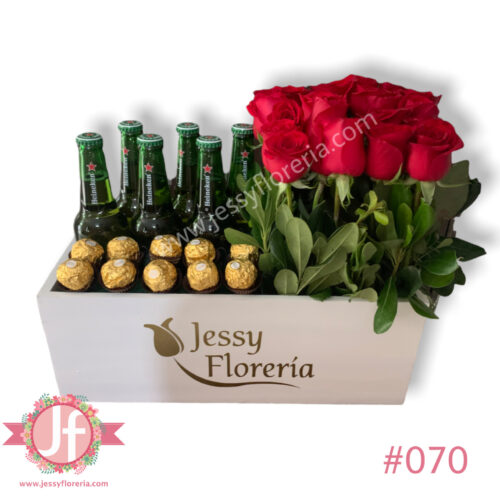 Caja cerveza rosas y chocolates - Image 2