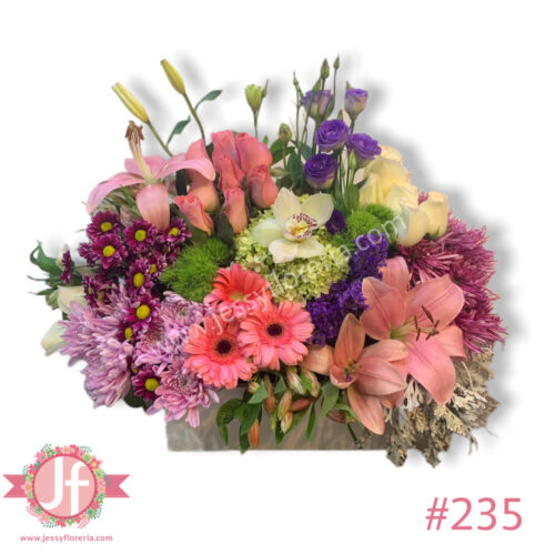 Caja vintage con orquídea