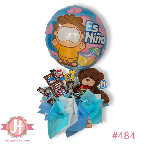 Caja con chocolates, peluche y globo de es niño - Pedir con un día de anticipación