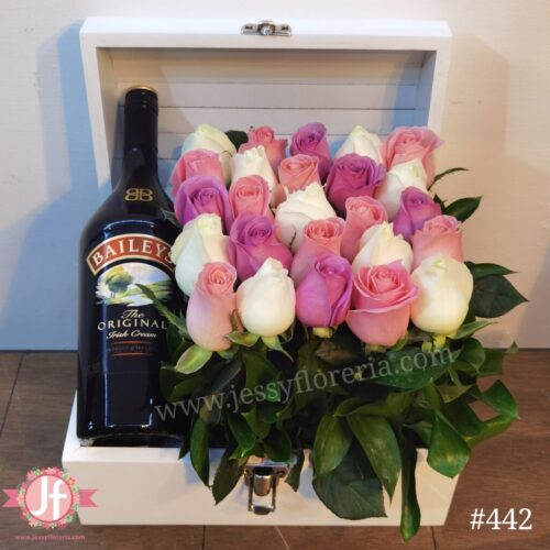 Cofre 25 rosas y Baileys