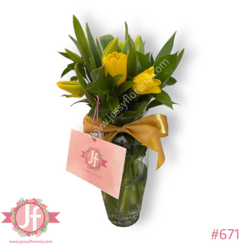 Florero con 10 tulipanes amarillos