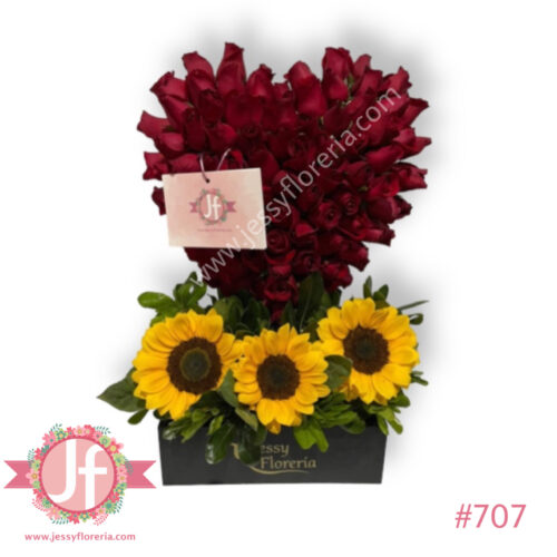 Corazón de 100 rosas con 3 girasoles
