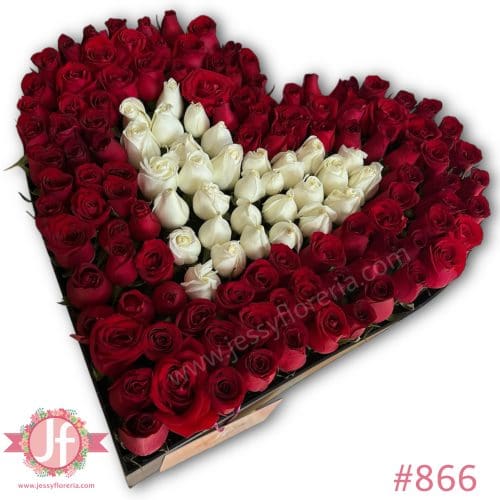 866 Caja corazón 130 rosas rojas y blancas
