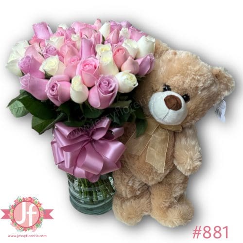 881 Florero 50 rosas tonos rosas y peluche