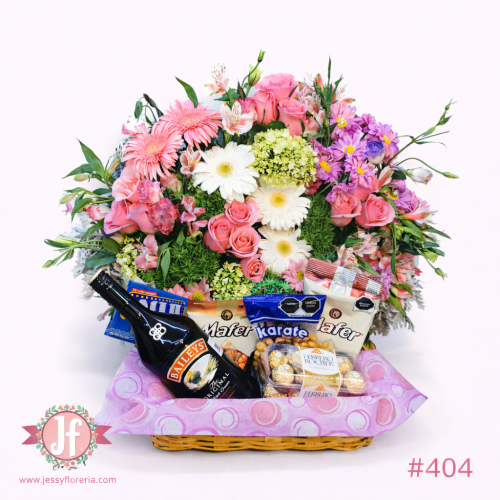Canasta con botana, chocolates Ferrero, botella de Baileys y flores frescas para envío de regalos a domicilio en Guadalajara, Zapopan, Tlaquepaque y Tonalá.