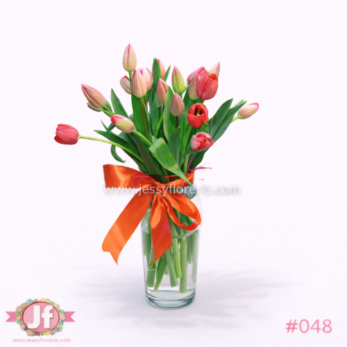 Florero con 20 tulipanes frescos para envío de flores a domicilio en Guadalajara, Zapopan, Tlaquepaque y Tonalá.