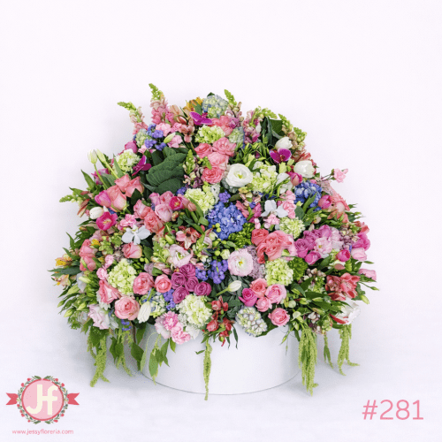 Caja circular grande vintage con flores frescas surtidas para envío de flores a domicilio en Guadalajara, Zapopan y zona metropolitana.