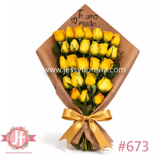 Ramo de 24 rosas amarillas frescas en diseño escalera para envío de flores a domicilio en Guadalajara, Zapopan y zona metropolitana.