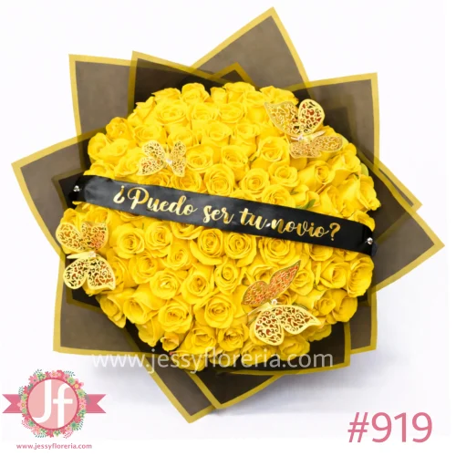 Ramo de 100 rosas amarillas con listón y mariposas para envío de flores a domicilio en Guadalajara