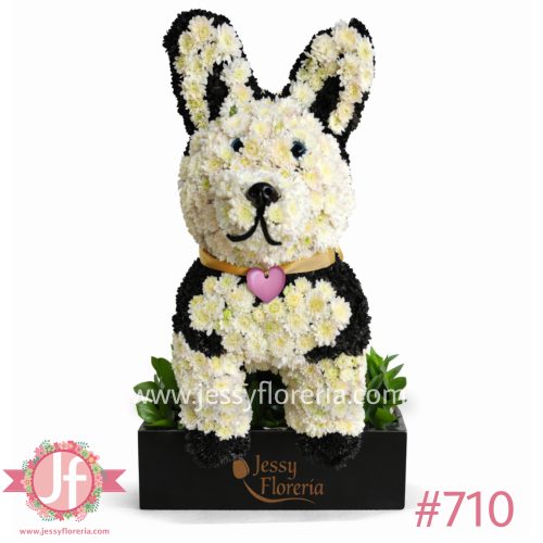 figura de husky con flores arreglo floral creativo en Guadalajara