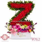 letra Z de rosas rojas arreglo floral personalizado en Guadalajara