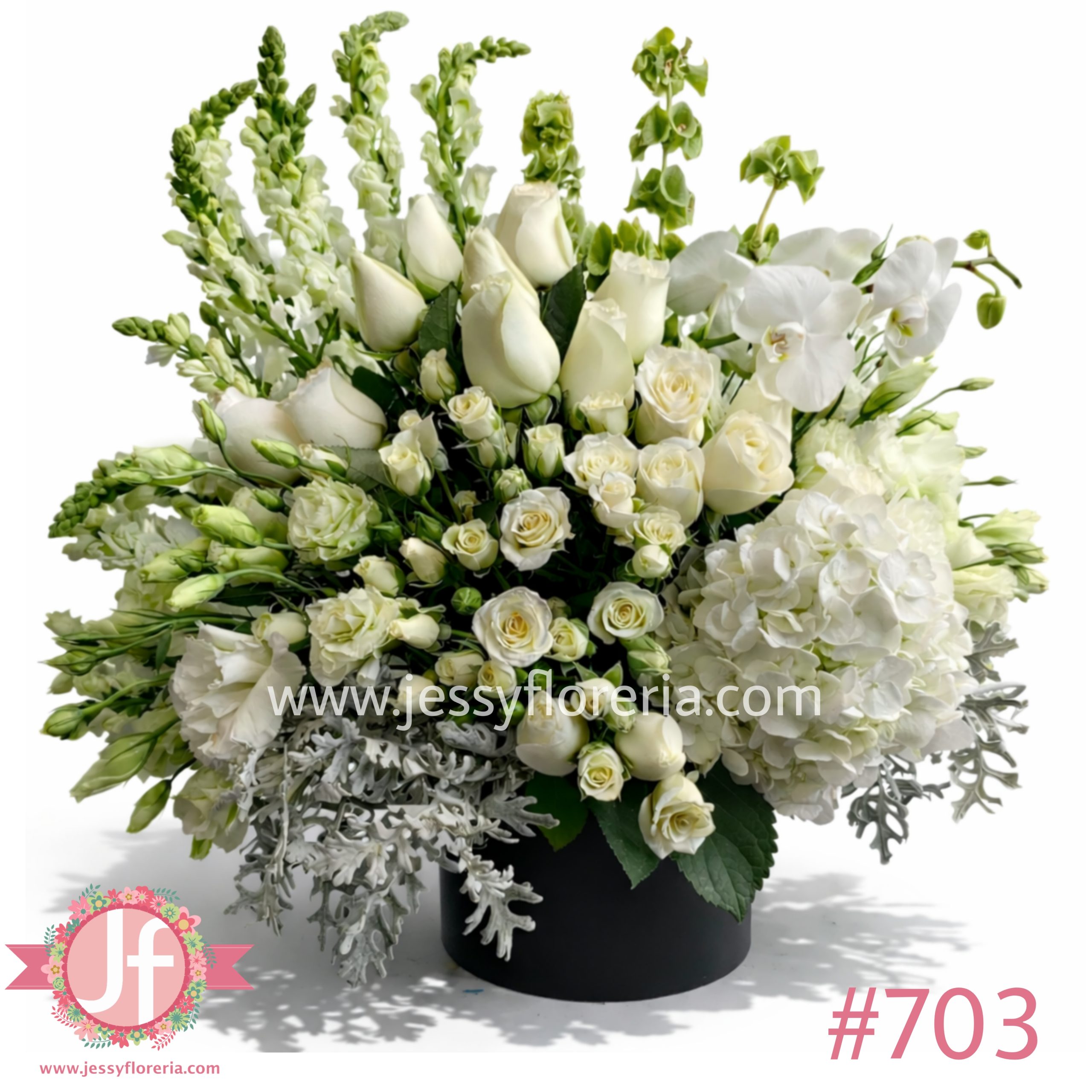 diseño floral fino blanco arreglo floral elegante en Guadalajara