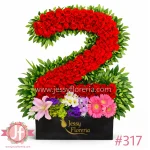 numero 2 con rosas rojas escultura floral en Guadalajara