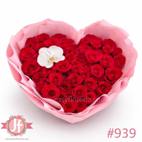 ramo corazon 50 rosas con orquidea arreglo floral Guadalajara