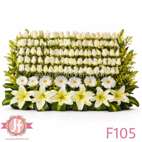 jardinera funeraria 100 rosas blancas en escalera Guadalajara